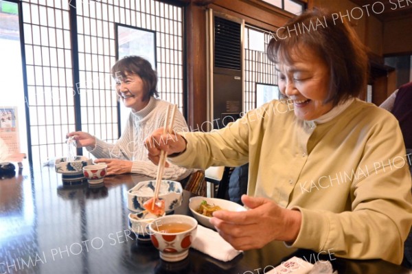 ニジマス料理の松久園　２月からテークアウトのみに　芽室