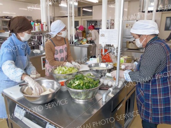 ミルクライスなど調理　浦幌消費者協会が牛乳消費拡大料理教室