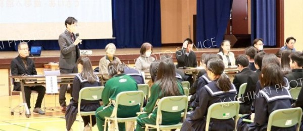 芽室中で職業人講話　町内在住の８人が講師