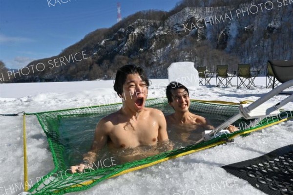 湖でも“ととのいました”　サウナフェスが新得と帯広で開幕