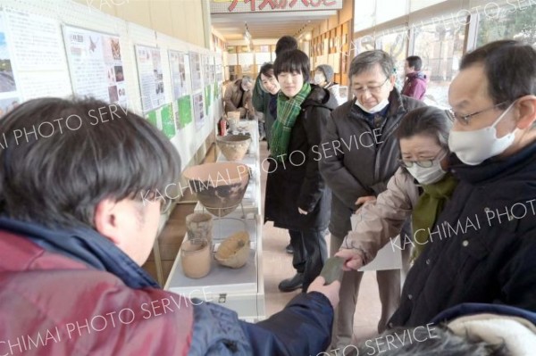 十勝に息づく縄文遺跡　「途別７」　薄手で無紋土器に特徴