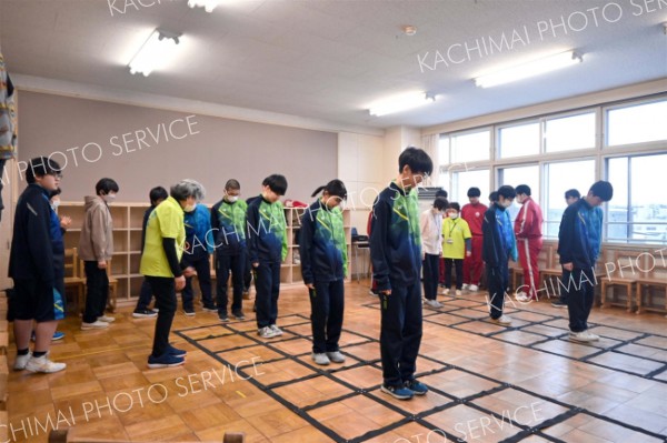 帯二中生徒　地域見守り隊とふまねっとで交流　地域支え合いへの最初の一歩