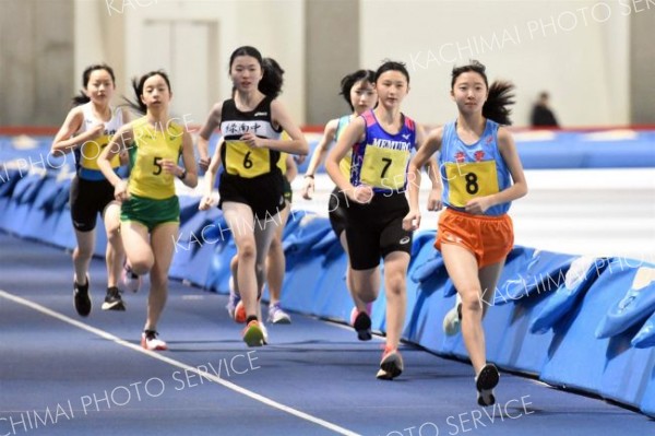 中学女子１０００メートル１組