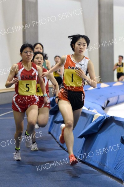 一般女子１０００メートル１組