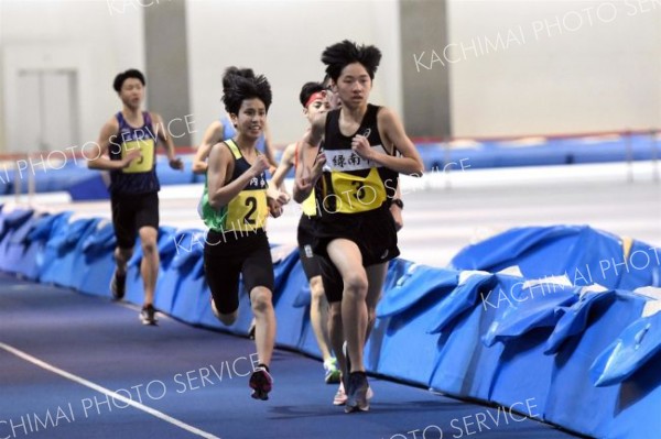 中学男子１５００メートル７組