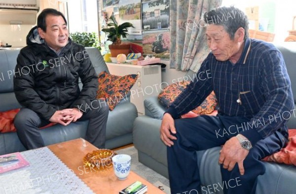 経営引き継ぐ浜野牧場を訪問　ＪＡひろおの鯖江組合長　町内初の第三者継承
