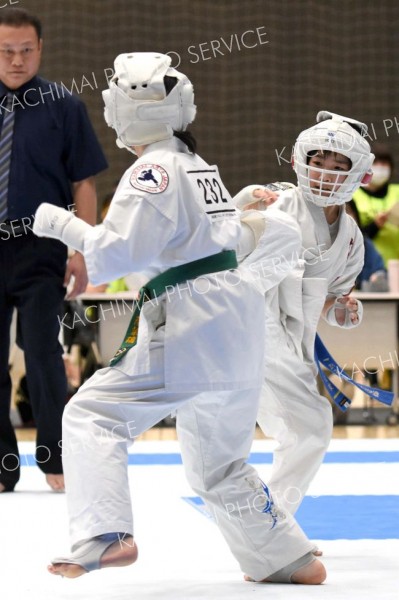 組手小学４年女子上級決勝