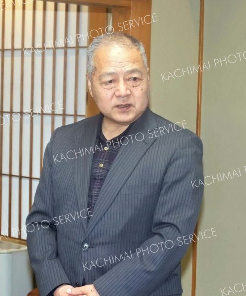 会長を再任　創立８０周年記念誌の発行なども　帯広卓球連盟総会