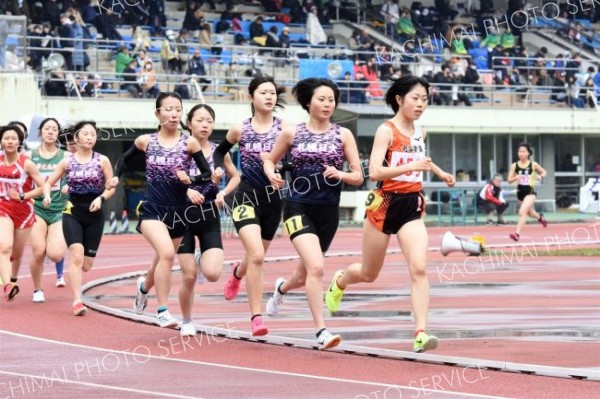 女子１５００メートル
