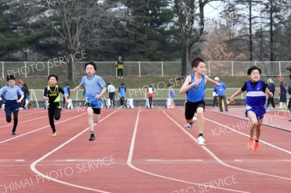 小学男子１００メートル６組