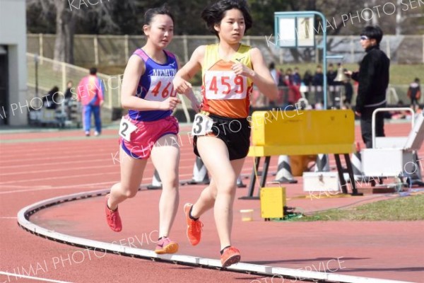 女子３０００メートル