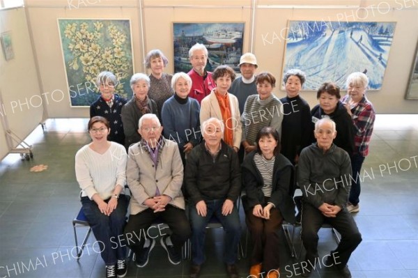 美術協会会員の多彩な絵画　音更町図書館で作品展