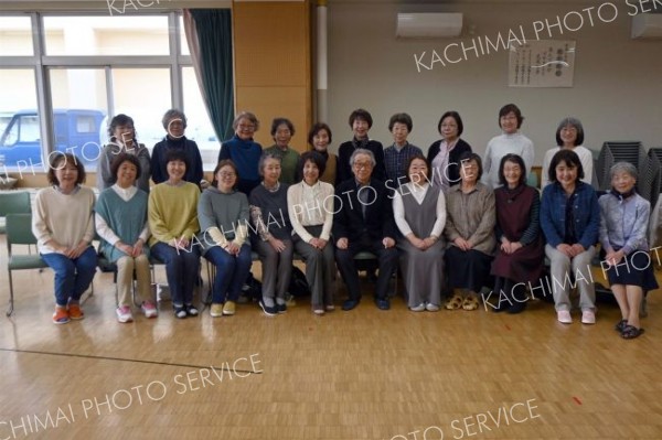 女声合唱団クールビヨンのメンバーら