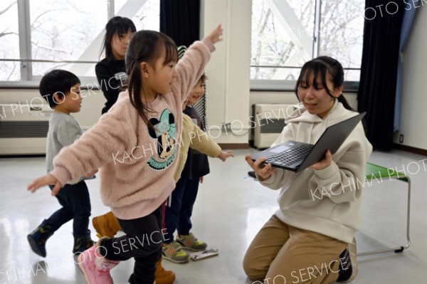 帯柏葉高生が子ども向けに英語のゲームイベント　帯広市児童会館～こぼれ話