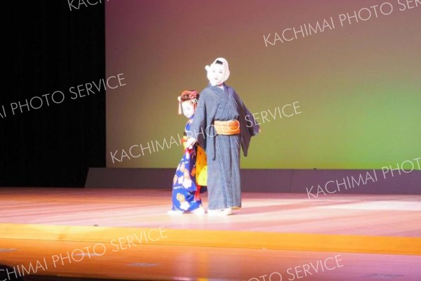 幕別で日本舞踊と歌のチャリティー公演