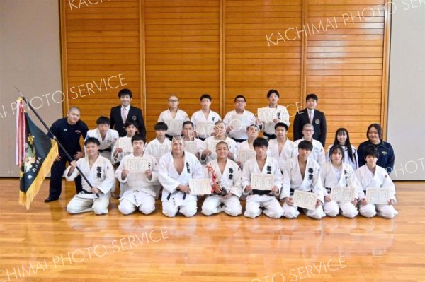 男子団体戦１９連覇の帯農