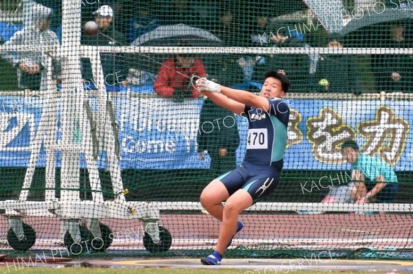 【高校男子ハンマー投げ】初戦で初の５０メートル超えとなる５１メートル６３を記録した久保凛太（幕別清陵高）