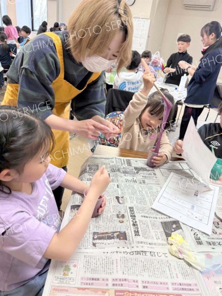 神田日勝に触れ、工作も　アート・キッズ・クラブ始動　鹿追