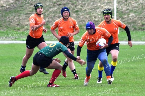 十勝の１０人含め道選抜入り目指し熱戦　道高校合同チームラグビー大会 12