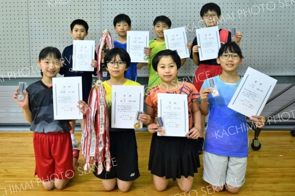 ５・６年男女入賞者。