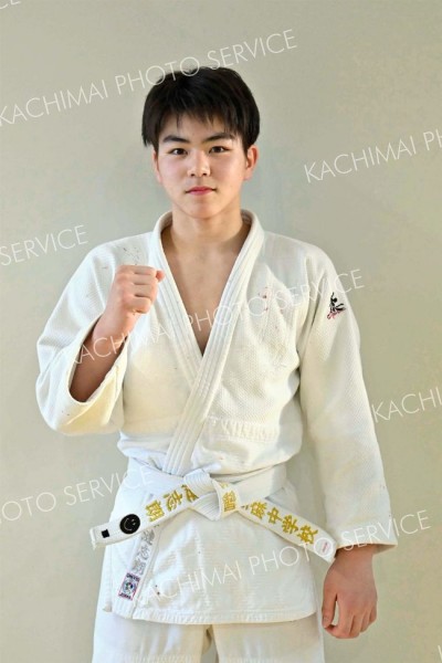 個人戦男子６６キロ級で優勝