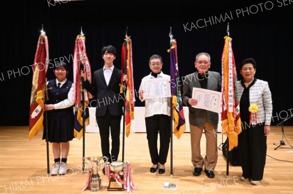 帯広柏葉高校生が総合グランプリ　十勝民謡決勝大会