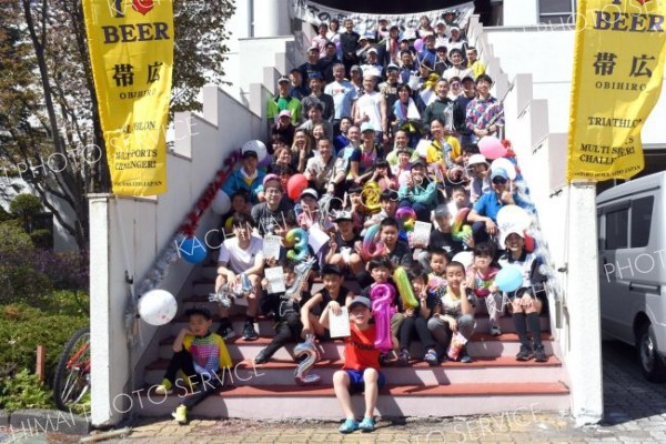 ７０人がスイムとランに奮闘　帯広の森アクアスロン大会