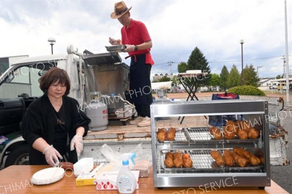 峠の味、十勝学園の子どもたちに　カフェミッキー「あげいも」無償提供 6