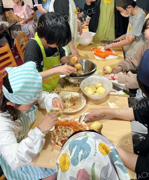 「カレー☆大作戦」で支援者に感謝　おびひろ子ども食堂