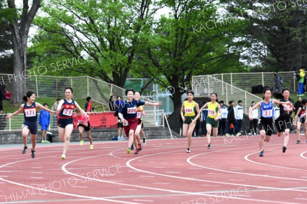 中学女子４００メートルリレー１組