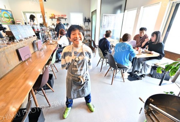 １２歳のプロフェッショナル　一杯のコーヒーで来店客を魅了 写真20