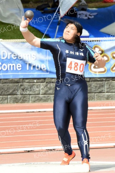 女子砲丸投げ