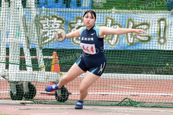 女子円盤投げ決勝