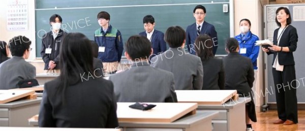 帯工建築科３年生と若手建設産業就業者が意見交換 3
