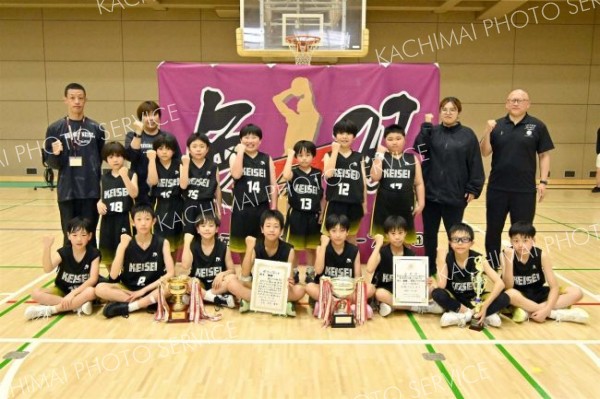 男子１２年ぶり優勝の啓西