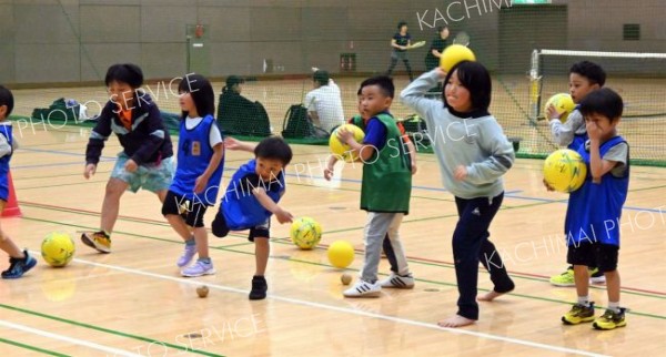 いけダッシュ５年目始動　子どもたちがスポーツ楽しむ