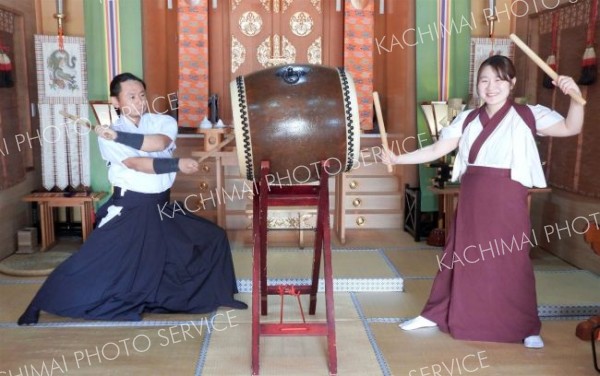 浦幌神社が舞台　和太鼓ユニット「どんど鼓」デビュー