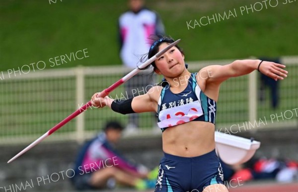【女子やり投げ決勝】４０メートル５２で優勝した