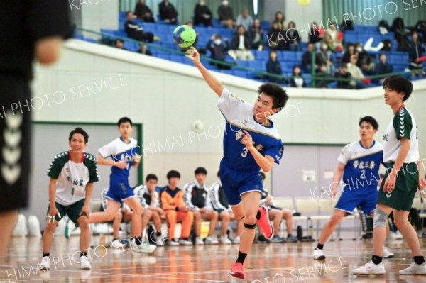 男子優勝決定戦・帯三条―帯柏葉（金野和彦撮影）