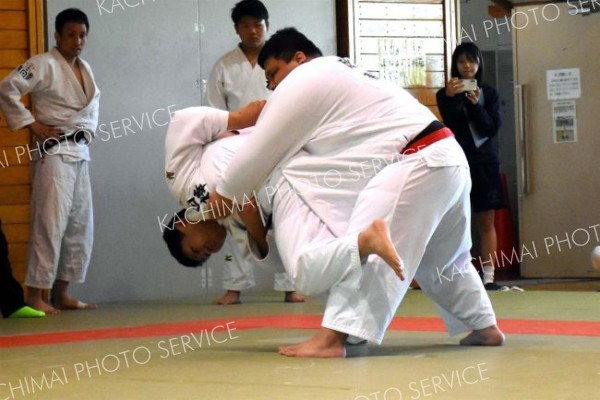 団体戦　帯広刑務所―白樺学園高Ａ