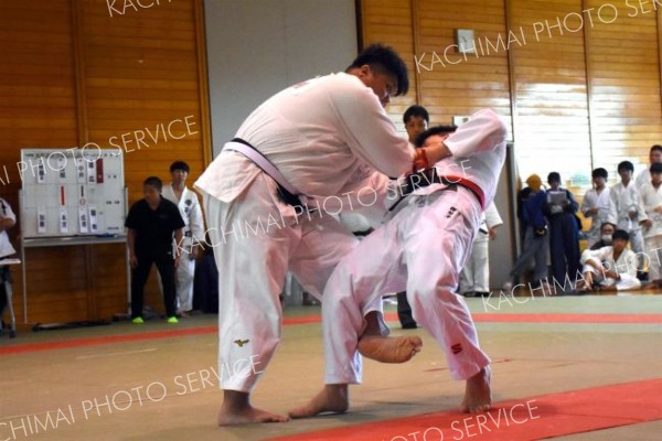 団体戦決勝　帯広刑務所―帯広支部