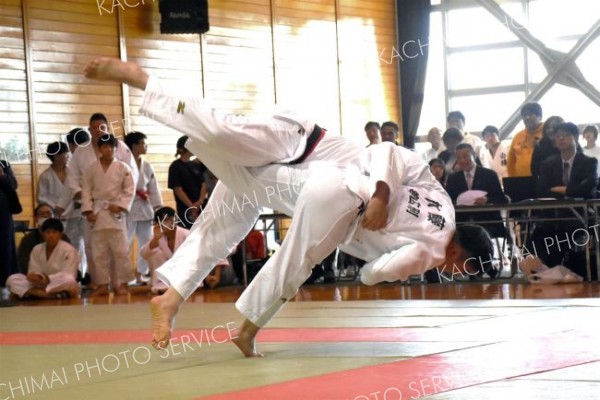 団体戦決勝　帯広刑務所―帯広支部