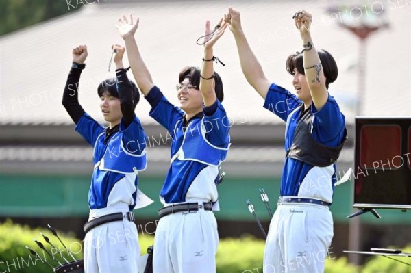 帯三条が男子団体７年ぶりＶで全国へ　帯工は３位　帯三条女子は準Ｖ　全道高体連アーチェリー