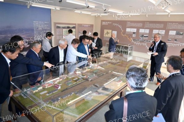 地域交流センター２階の鉄道遺産展示室「ポッポ」