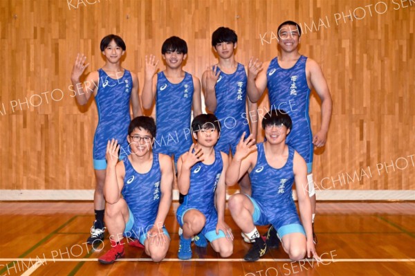 帯北が圧勝４連覇　レスリング道高体連　男子学校対抗