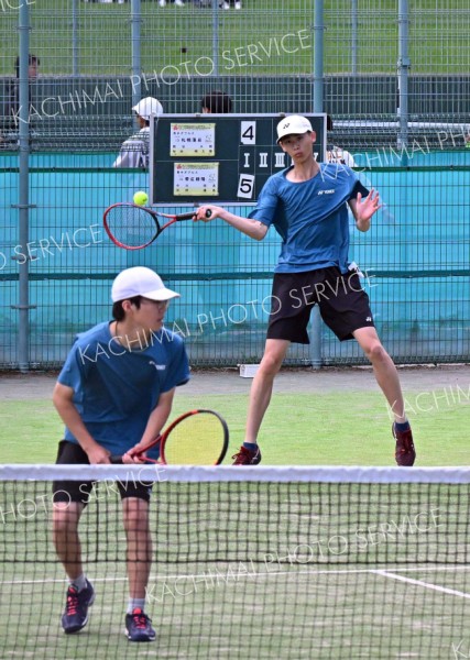 【男子ダブルス２回戦】全道１６強入りを遂げた帯緑陽２年生ペア