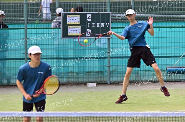 【男子ダブルス２回戦】全道１６強入りを遂げた帯緑陽２年生ペア