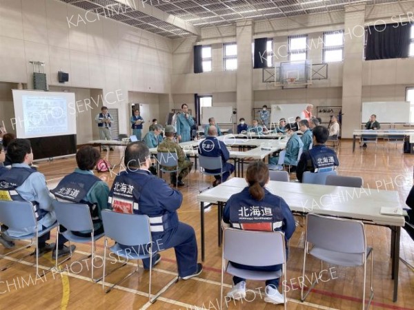 千島海溝沿いの巨大地震が発生した想定で行われた訓練