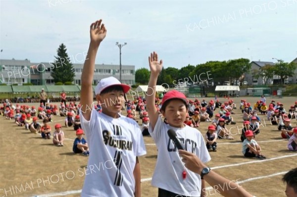 正々堂々と戦うことを誓います（７日、音更鈴蘭、内形勝也撮影）