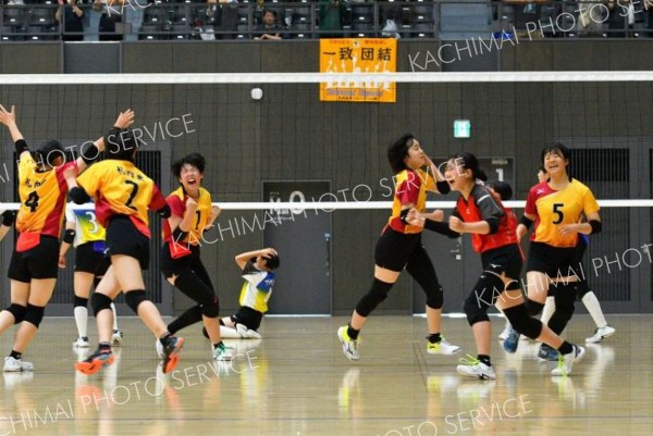 札内東１１年ぶりＶ　男子は帯広合同連覇　全十勝中学校春季バレー